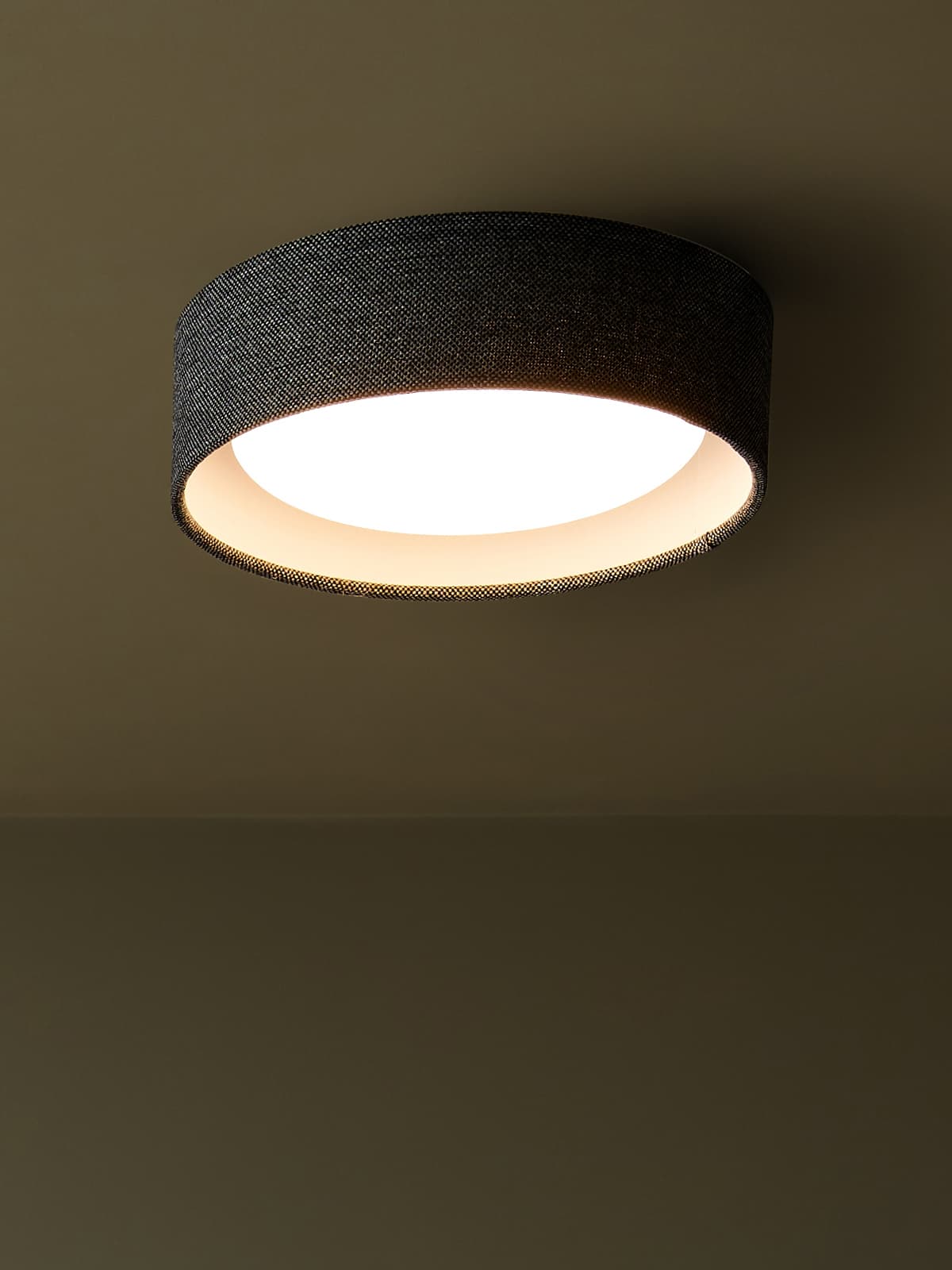 Uno 250mm 1 Light Flush Mount in Grey Fabric-img-3