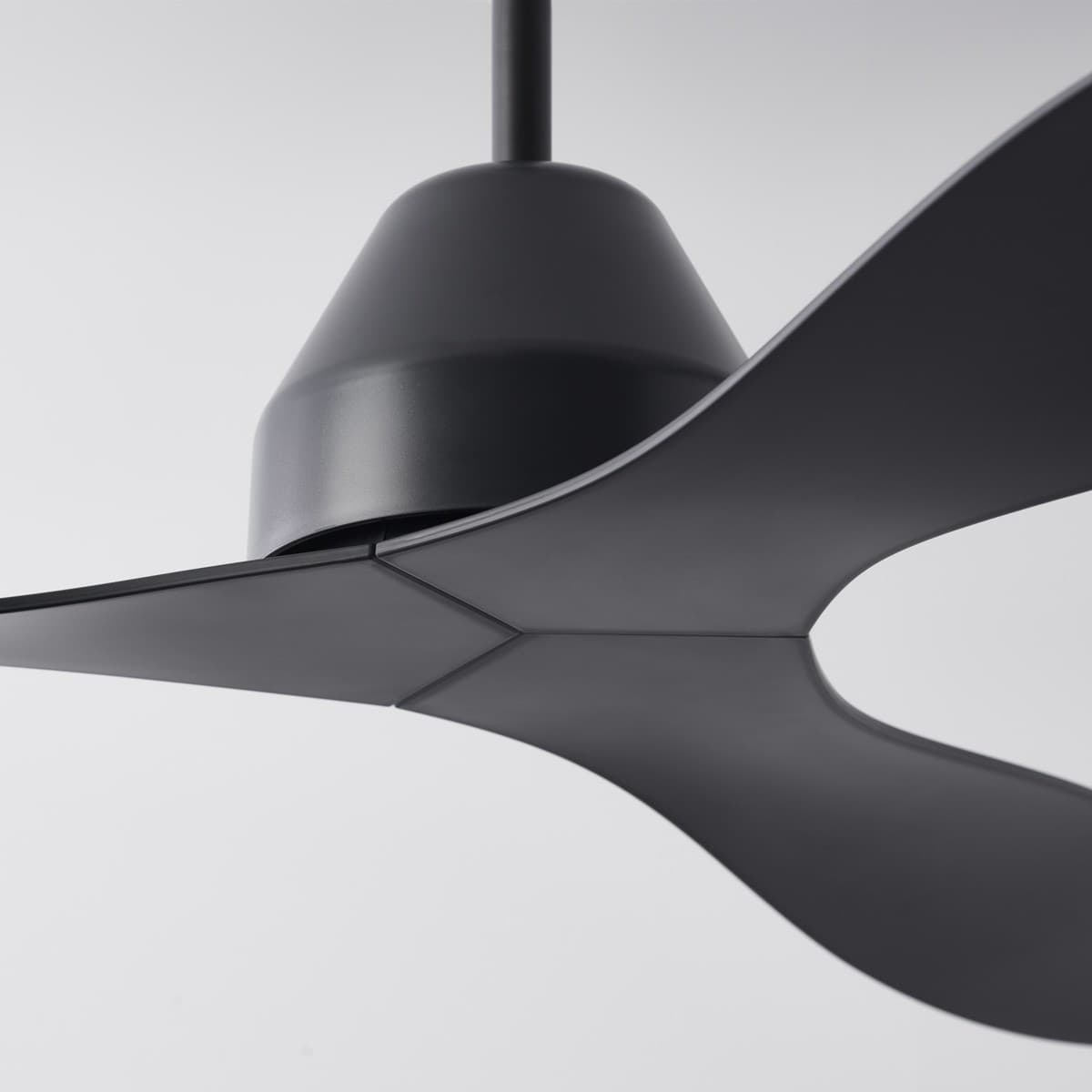 Whitehaven 122cm DC Fan in Black
