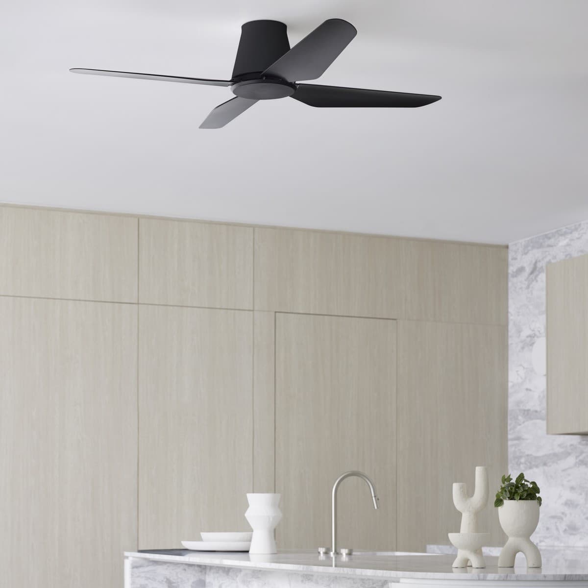 Aria 122cm CTC DC Fan in Black
