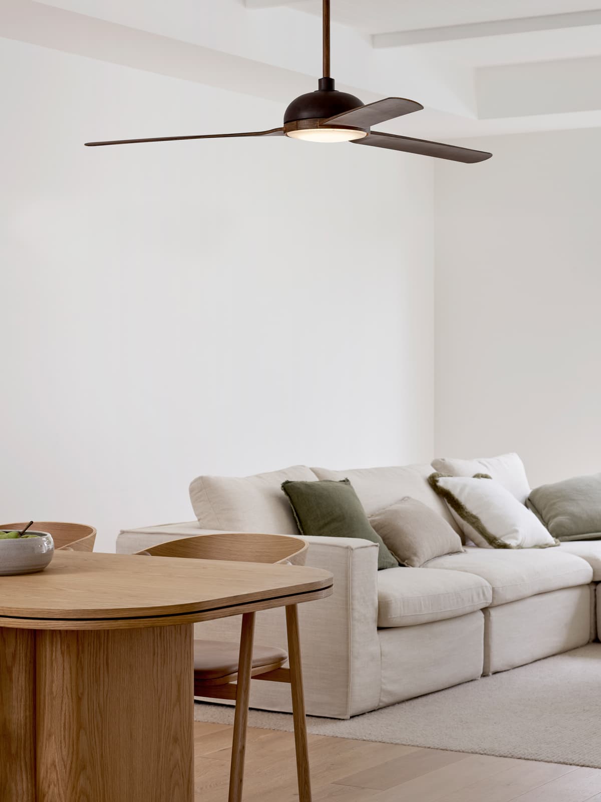 Unione 142cm DC Fan with Light in Oil Rubbed Bronze/Koa