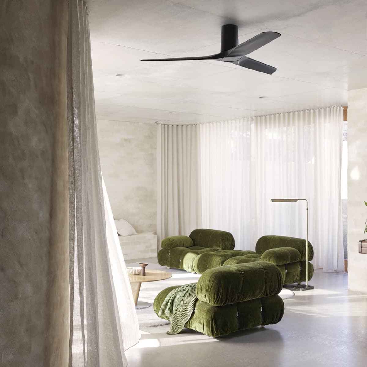 Londo 132cm DC Fan in Black