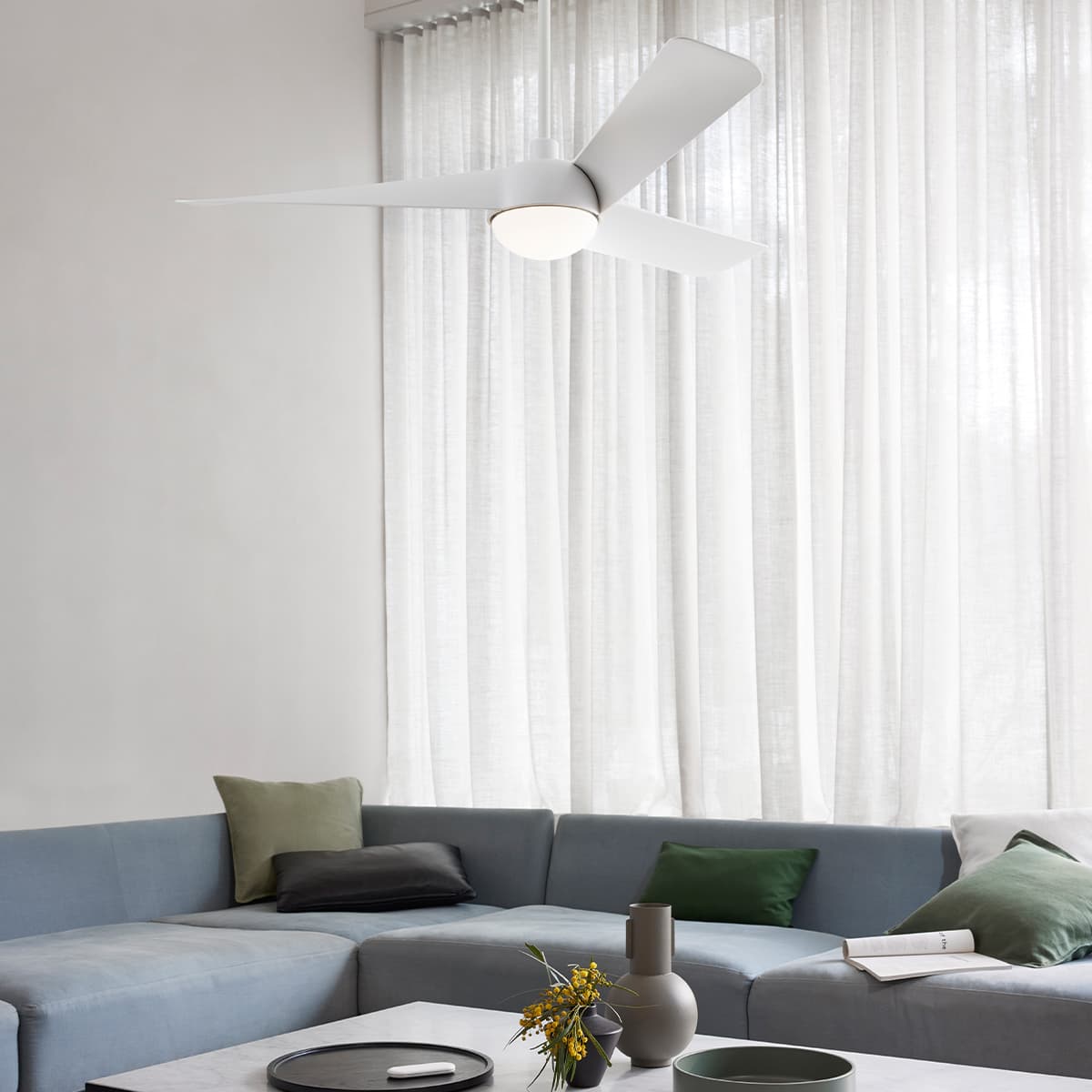Osprey 132cm DC Fan with Light in White