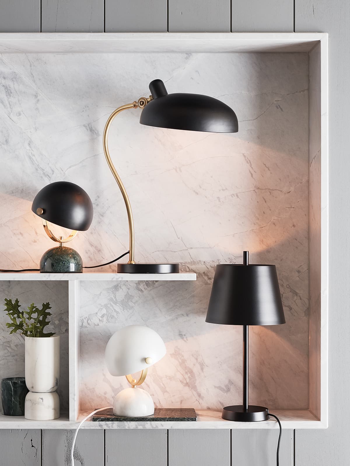 Lowe Table Lamp in White Marble/White/Brass-img-3